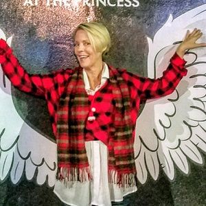 Meet your Posher, Cyndie